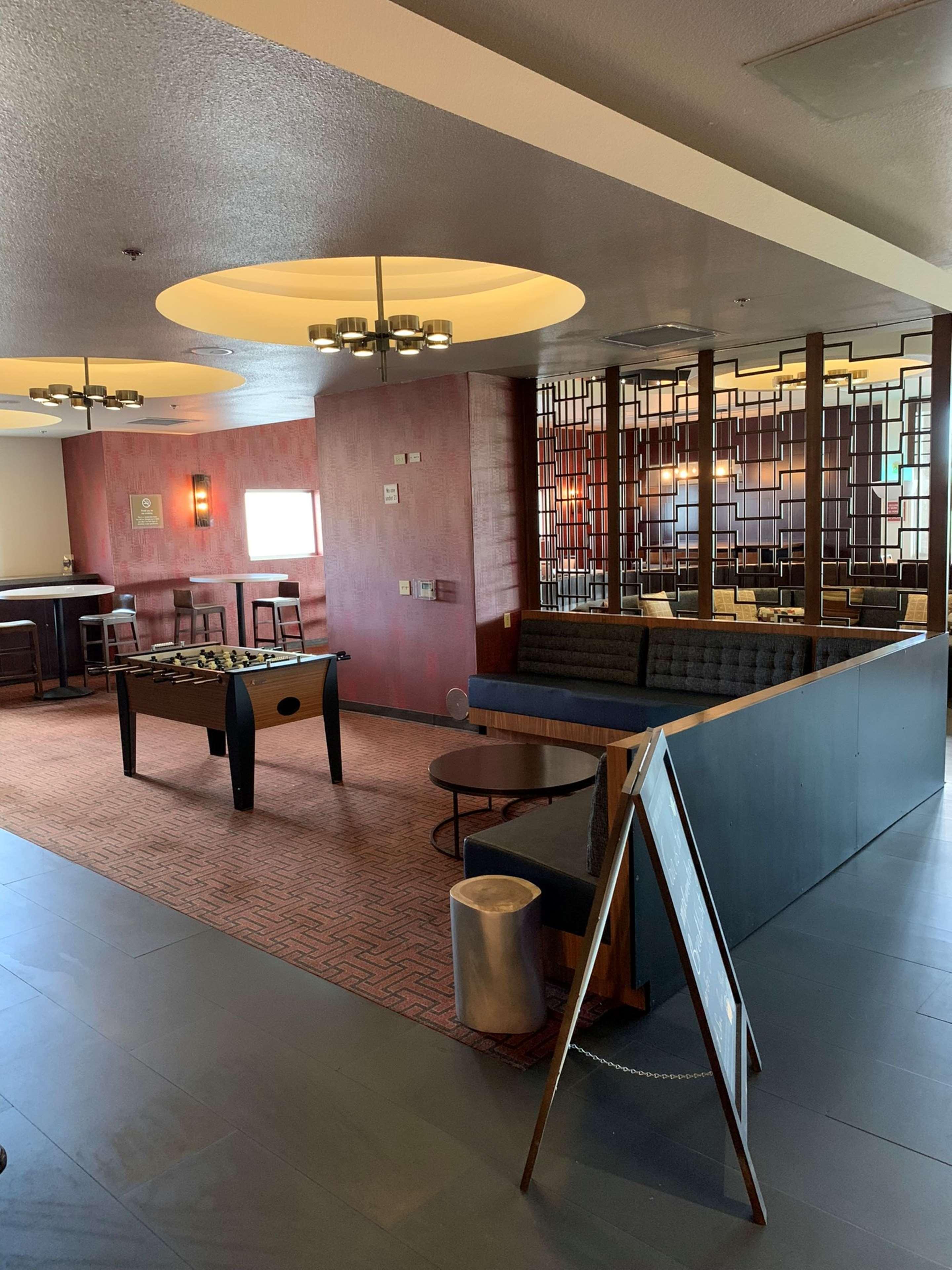Doubletree By Hilton Las Vegas East Flamingo Ngoại thất bức ảnh
